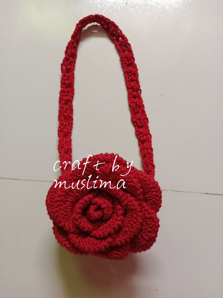 Kids Crochet Rose Bag — Red, Knit Strap