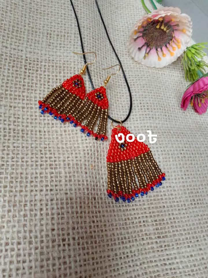 Bead Tassel Pendant Set — Red-Gold