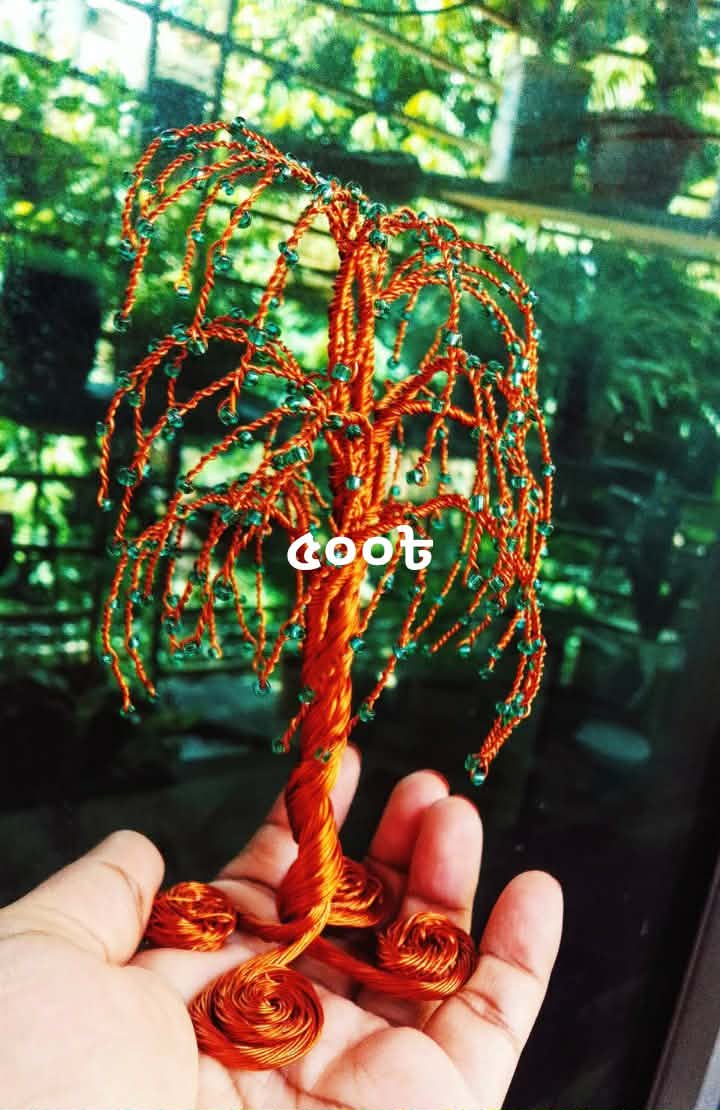 Copper Wire Weeping Tree — Green Bead Leaves